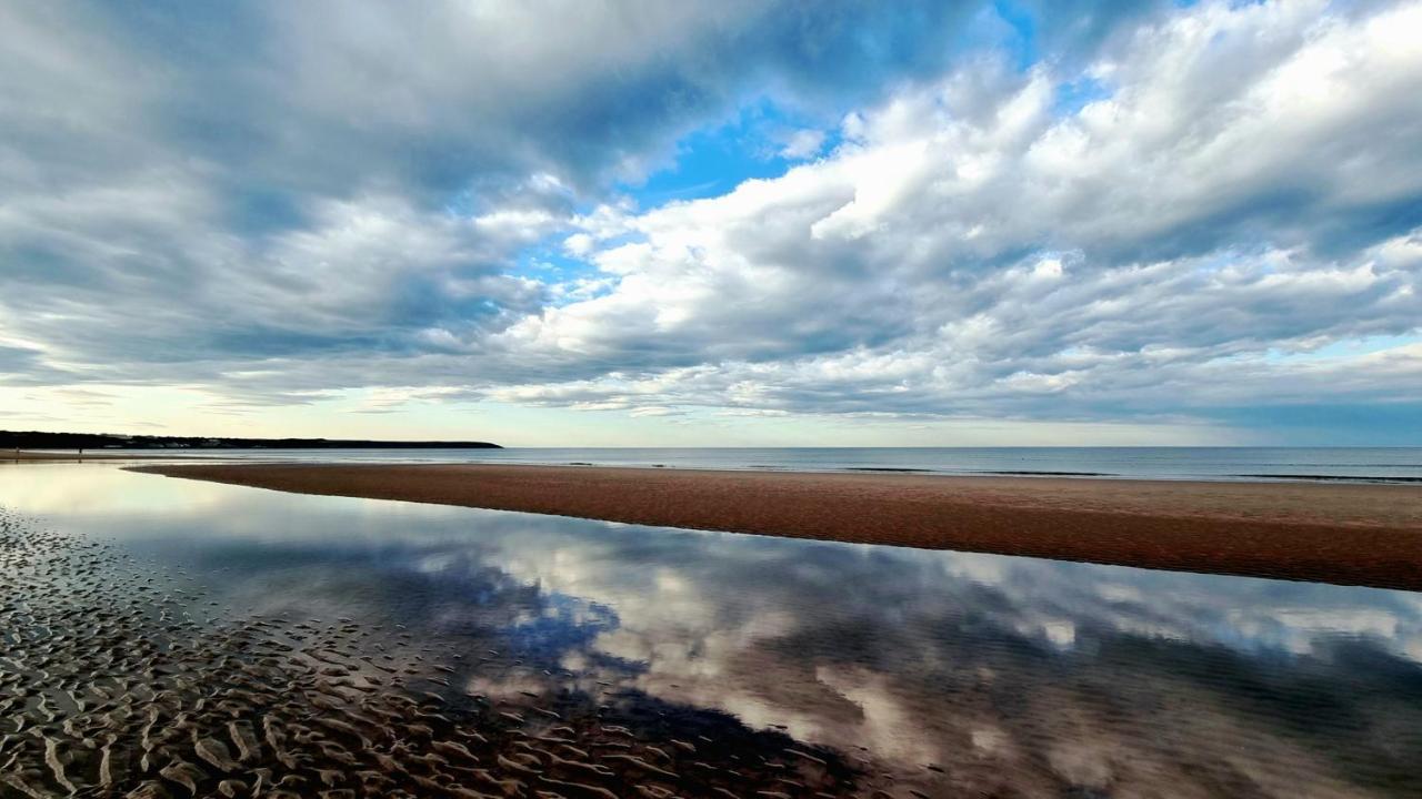 Azure Beach House Filey Esterno foto