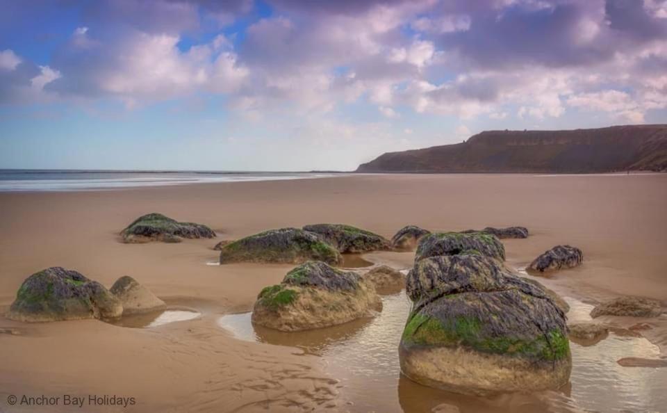 Azure Beach House Filey Esterno foto