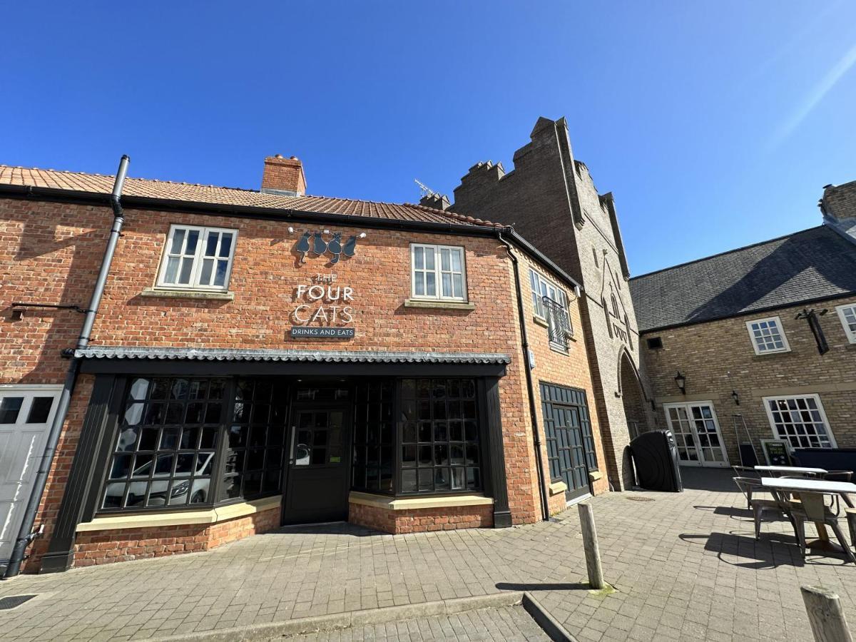 Azure Beach House Filey Esterno foto