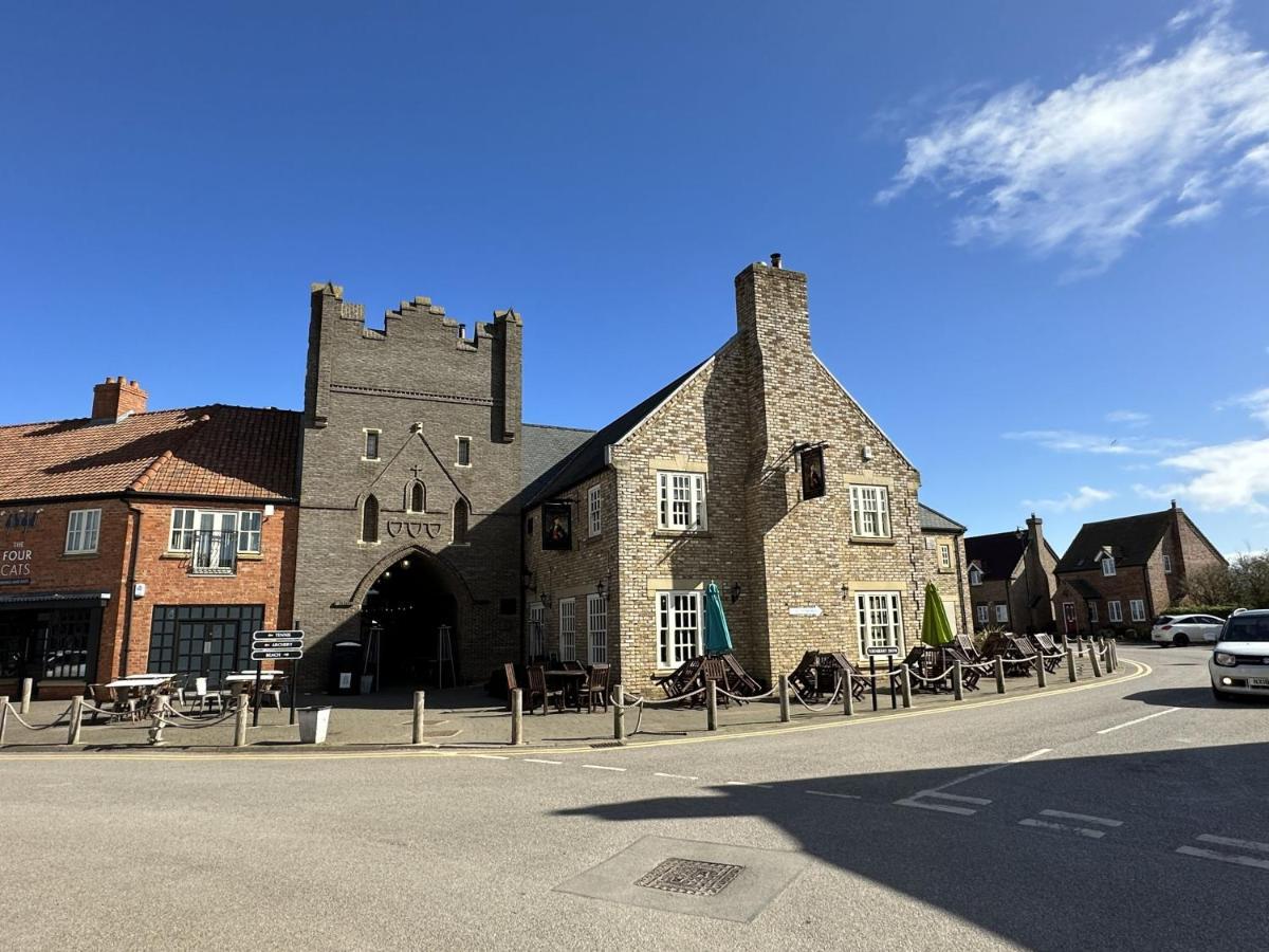 Azure Beach House Filey Esterno foto