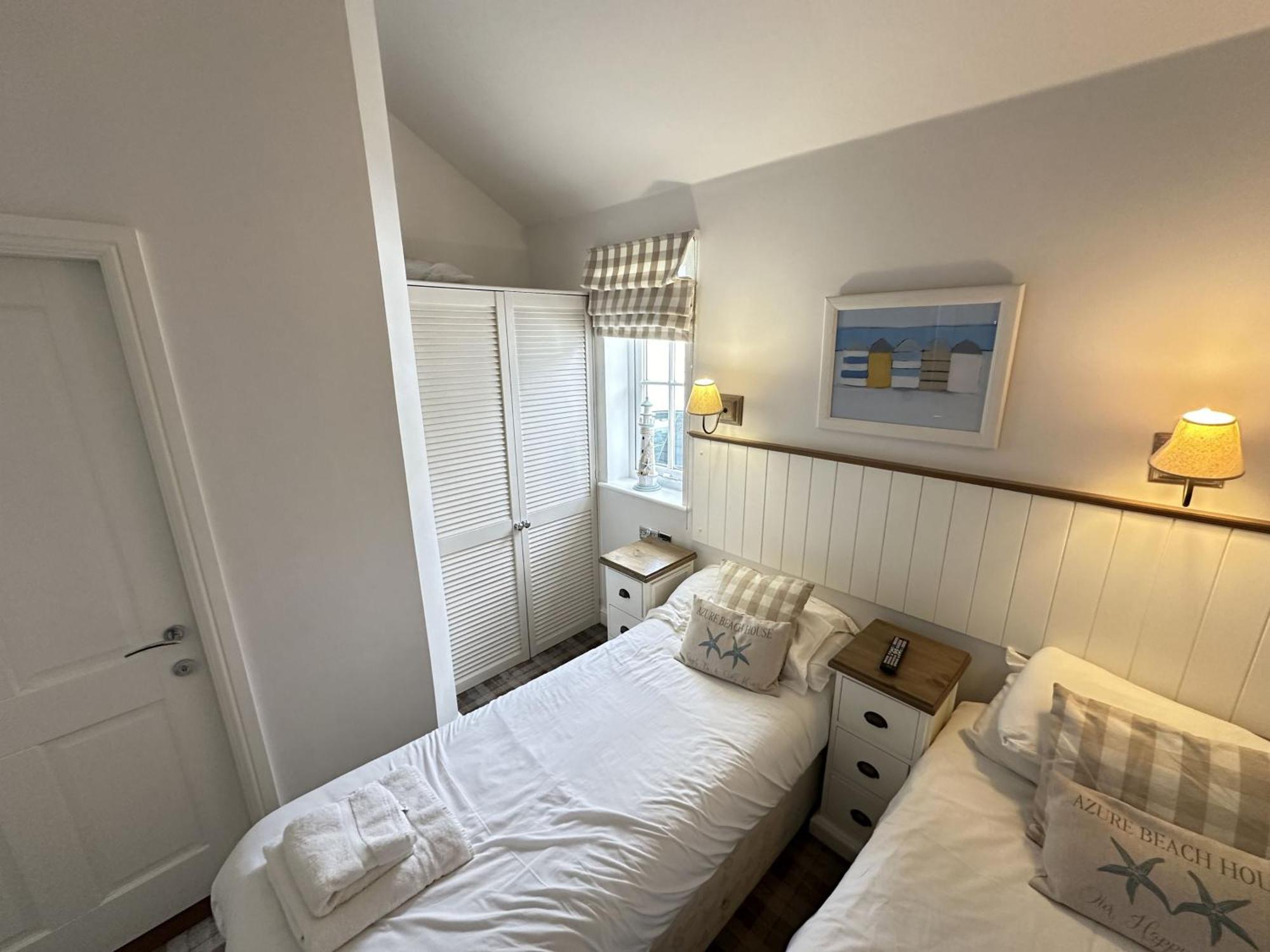 Azure Beach House Filey Esterno foto